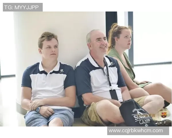 足球明星们的音乐之旅与中国经典歌曲的奇妙碰撞